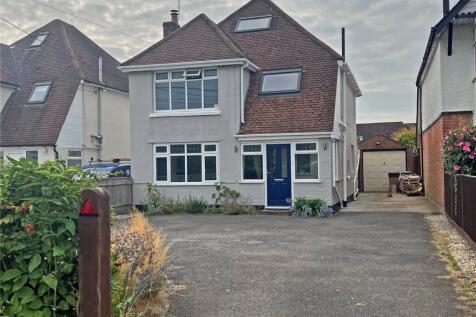 Blackfield Road, Fawley, Southampton... 4 bed detached house for sale