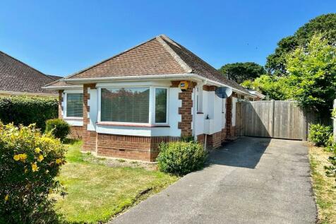 3 bedroom bungalow for sale