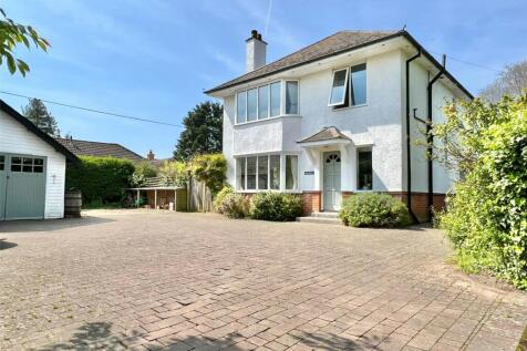 Lymington Road, Milford on Sea... 5 bed detached house for sale