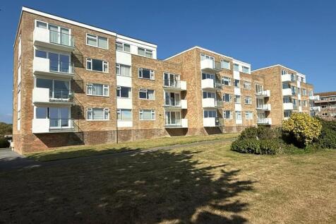 Whitby Road, Milford on Sea... 2 bed apartment for sale