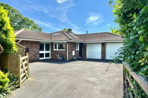 3 bedroom bungalow for sale