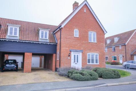 3 bedroom link detached house for sale