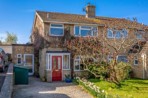 Park Road, Chipping Norton OX7 3 bed semi