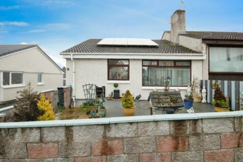 2 bedroom semi-detached bungalow for sale