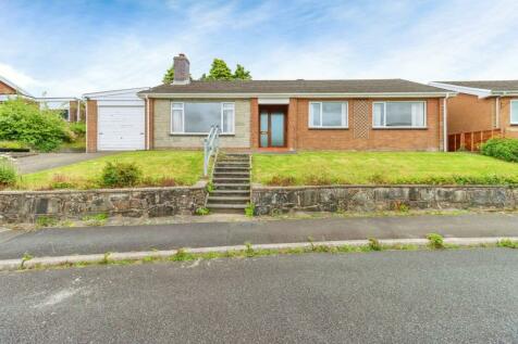 3 bedroom detached bungalow for sale