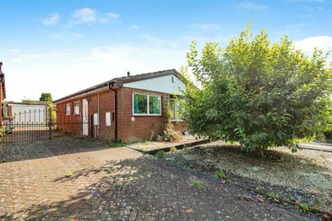 2 bedroom detached bungalow for sale