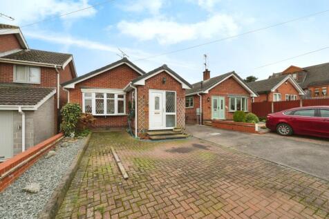 West Hill, Ripley DE5 2 bed detached bungalow for sale