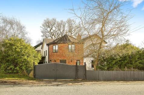 Hawarden Road, Wrexham LL12 4 bed detached house for sale