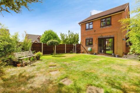 The Wicheries, Manchester M28 3 bed detached house for sale