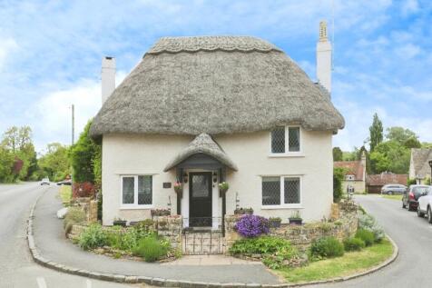 3 bedroom cottage for sale