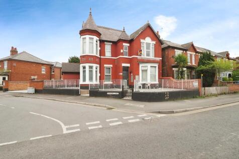 10 bedroom detached house for sale