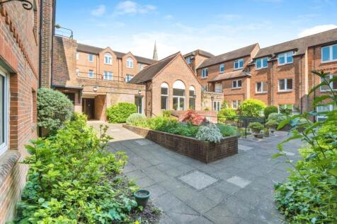 St Swithun Street, Winchester SO23 2 bed retirement property for sale
