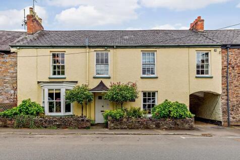4 bedroom terraced house for sale