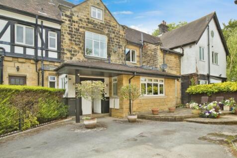Long Causeway, Leeds LS16 4 bed cottage for sale