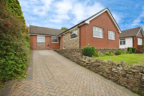 Lynwood Road, Accrington BB5 3 bed detached bungalow for sale