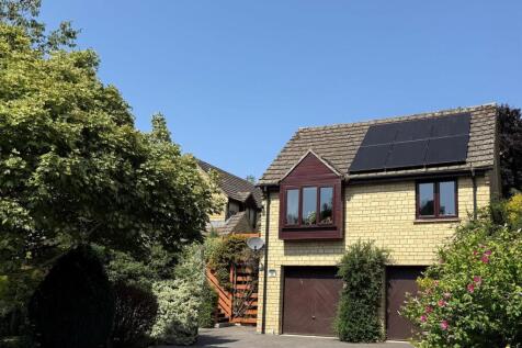 Sandford Leaze, Tetbury GL8 4 bed detached house for sale
