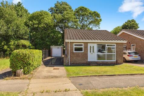 3 bedroom detached bungalow for sale