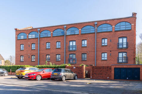 The Hop House 2 bed apartment for sale