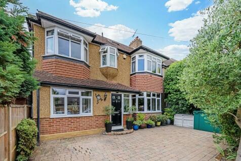 5 bedroom semi-detached house for sale