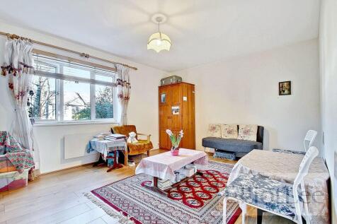 Neptune Road, Harrow, Middlesex, HA1 4YN 2 bed apartment for sale