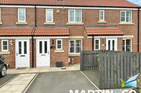 2 bedroom terraced house for sale