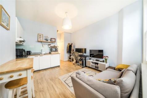 London SW16 1 bed apartment for sale