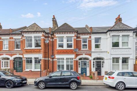 Wheatlands Road, London SW17 4 bed maisonette for sale