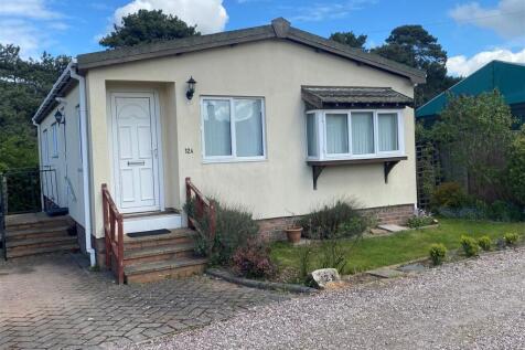 2 bedroom park home for sale