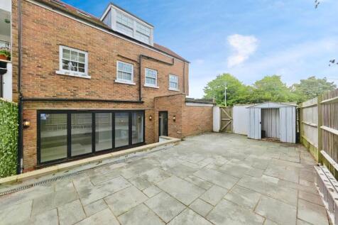 Peach Street, Wokingham 4 bed house for sale