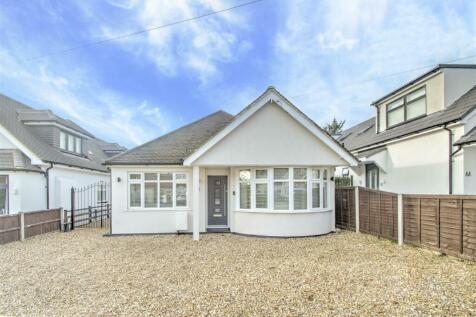 4 bedroom detached bungalow for sale