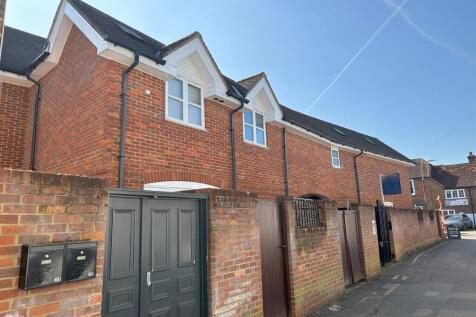 Crown Place, Marlow 2 bed apartment for sale