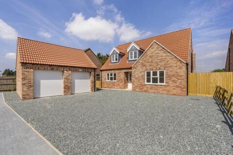 Plot 2 Holly Close, off Broadgate... 4 bed detached bungalow for sale