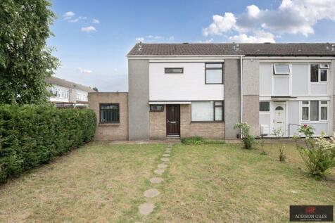 4 bedroom end of terrace house for sale