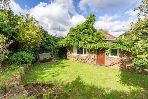 3 bedroom semi-detached bungalow for sale
