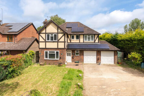 Oakview, 10 Paynes Green Cottages 4 bed detached house for sale
