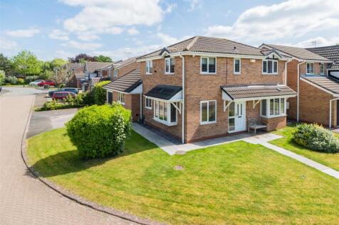 Elizabethan Way, Northwich CW9 4 bed detached house for sale