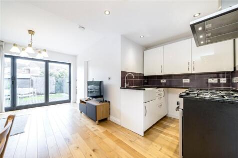 Trundleys Road, London SE8 4 bed terraced house for sale