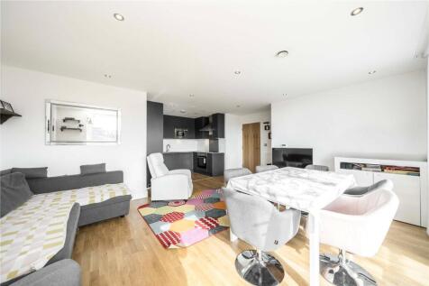 The Crescent, London SE8 3 bed apartment for sale