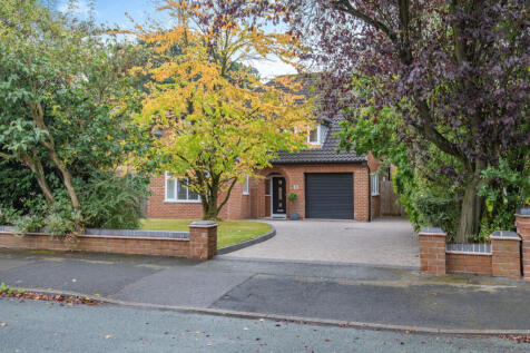 Knowle Road Stafford, Staffordshire... 4 bed detached house for sale