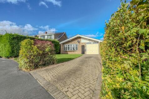 Warwick Drive, Barton Upon Humber... 3 bed bungalow for sale