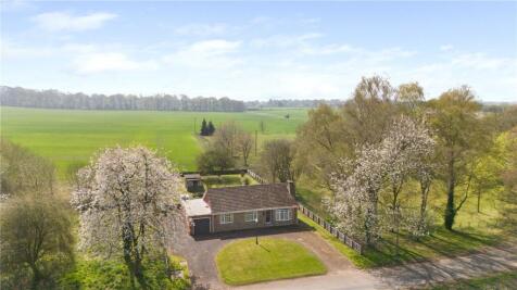 Westbeck Lane, Blyborough... 3 bed bungalow for sale