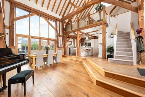 Bedford Road, Ickleford... 4 bed barn conversion for sale