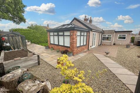Homedale, Prudhoe, Northumberland... 3 bed detached bungalow for sale