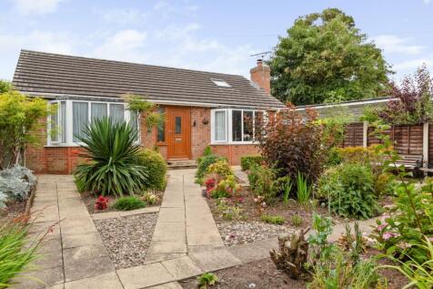 2 bedroom bungalow for sale