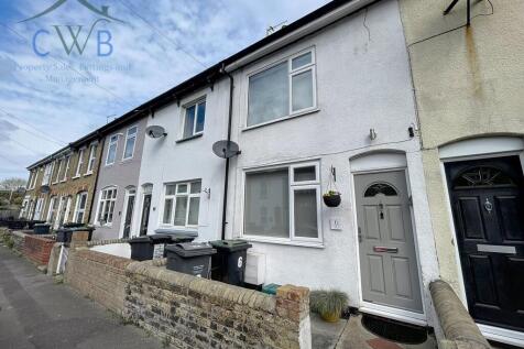 Queens Road, Snodland, ME6 3 bed terraced house for sale