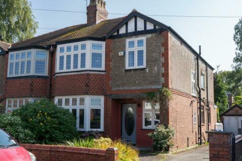 4 bedroom semi-detached house for sale