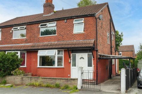 3 bedroom semi-detached house for sale