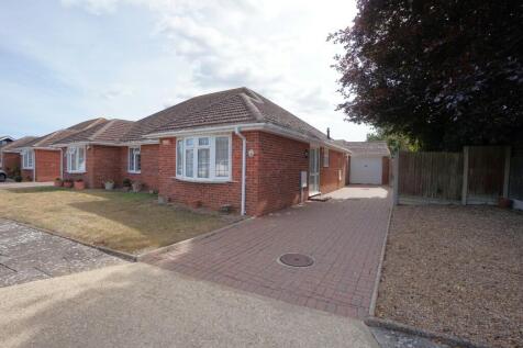 2 bedroom semi-detached bungalow for sale