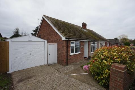 2 bedroom semi-detached bungalow for sale