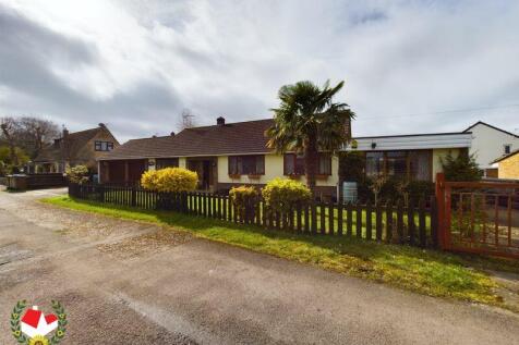 Mill Lane, Witcombe, GL3 5 bed detached bungalow for sale